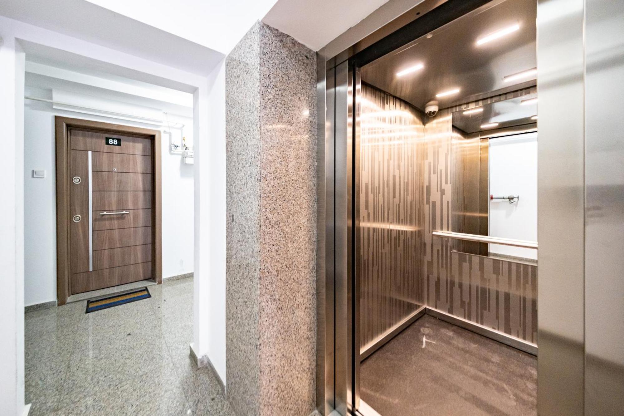 Yusuf Studio Nerva Traian Bukarest Exteriör bild